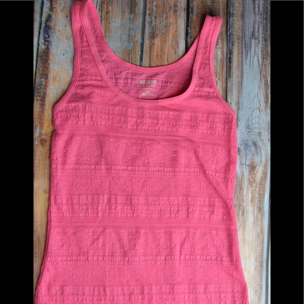 ❗️4 items for $8 ❗️Neon pink lace tank top