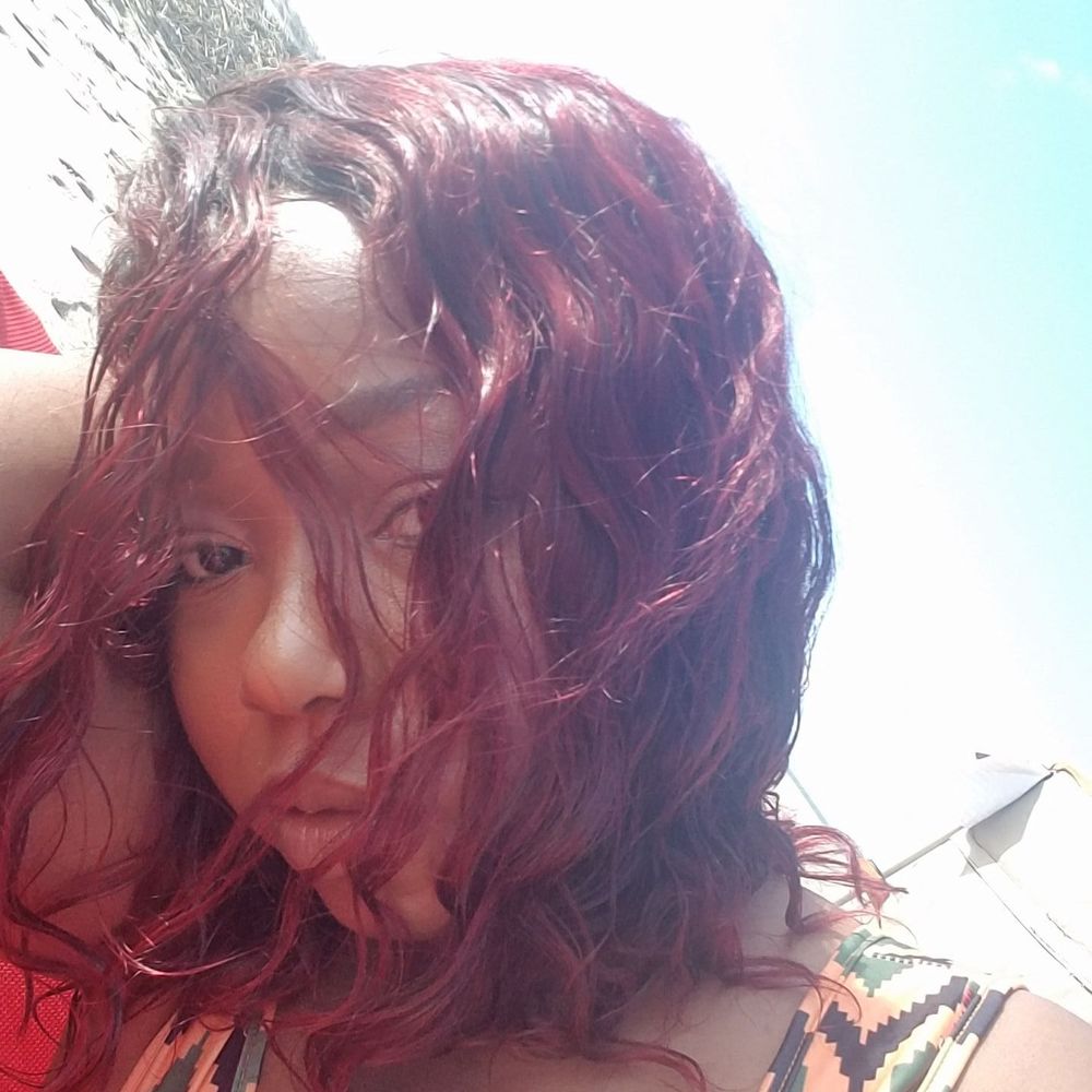 Meet your Posher, Cahlisha