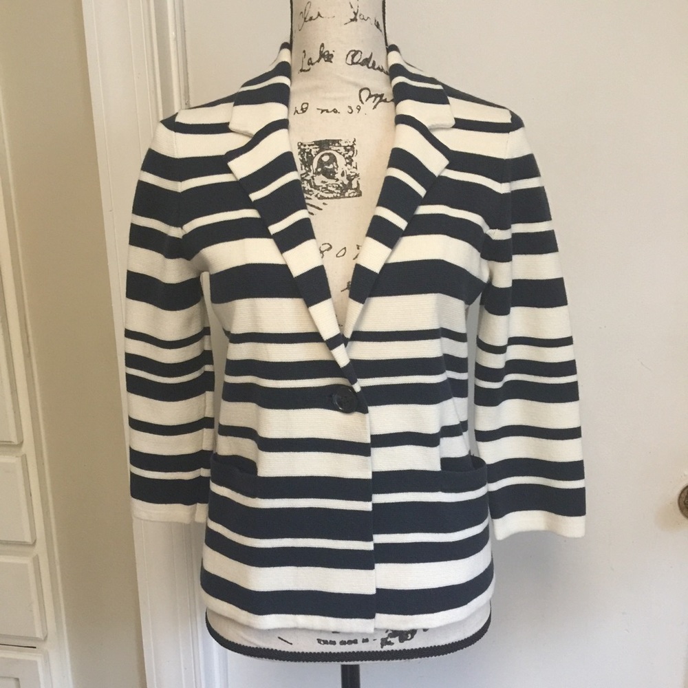 Ann Taylor Button front Blazer