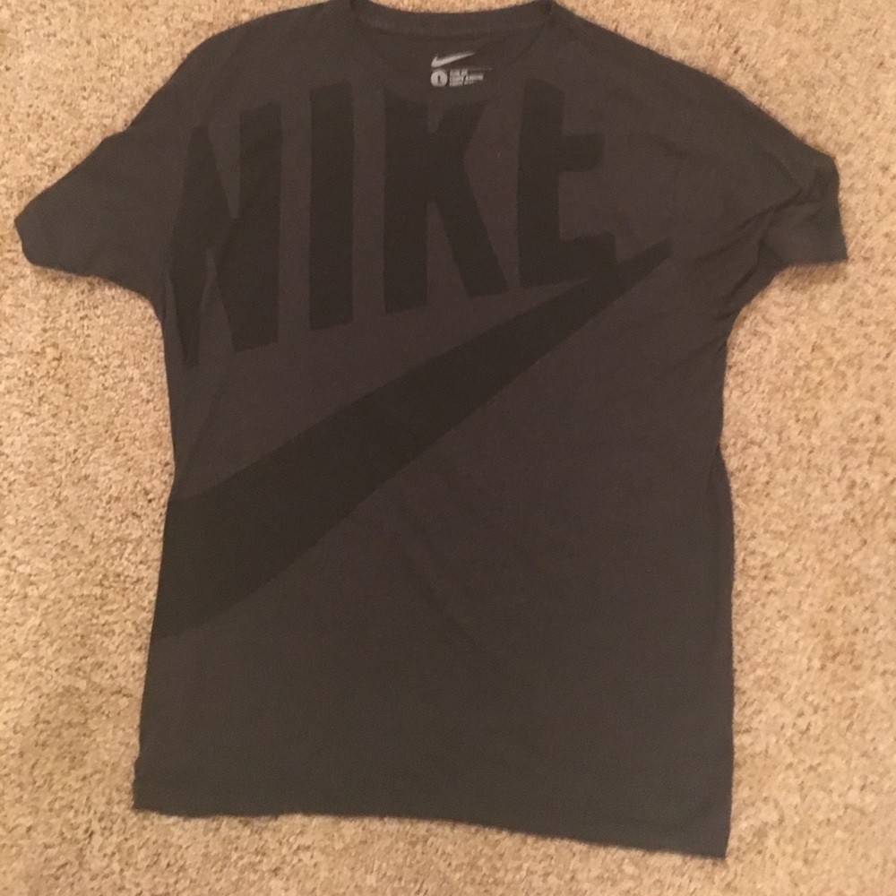 ‼️Nike Graphic T-Shirt Men's Large (L)‼️