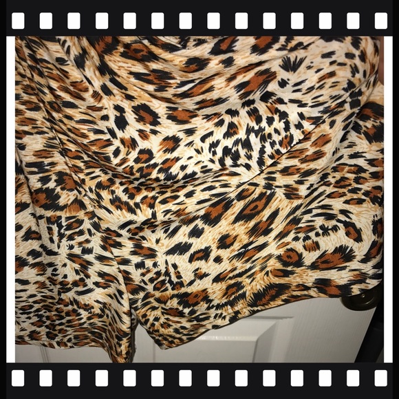 Romper - Picture 2 of 2