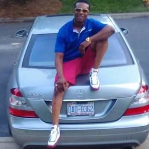 Meet your Posher, Lawrence