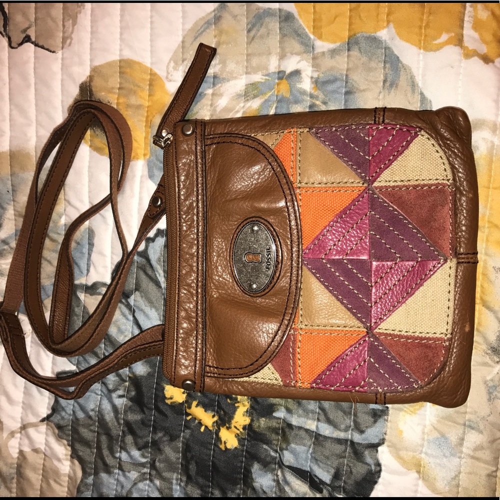 Small fossil crossbody