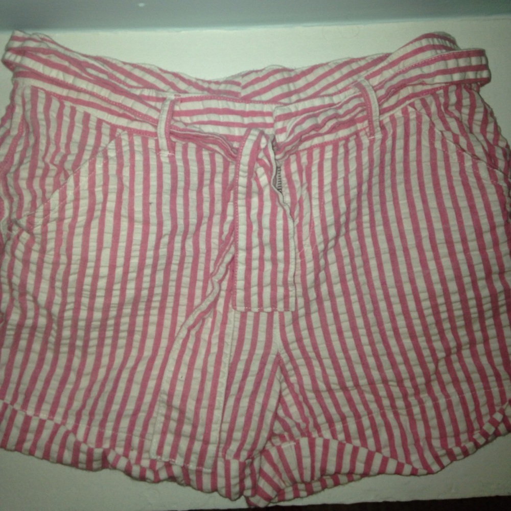 J. Khaki girl's shorts