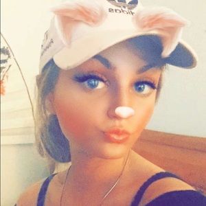 Meet your Posher, Gabrielle