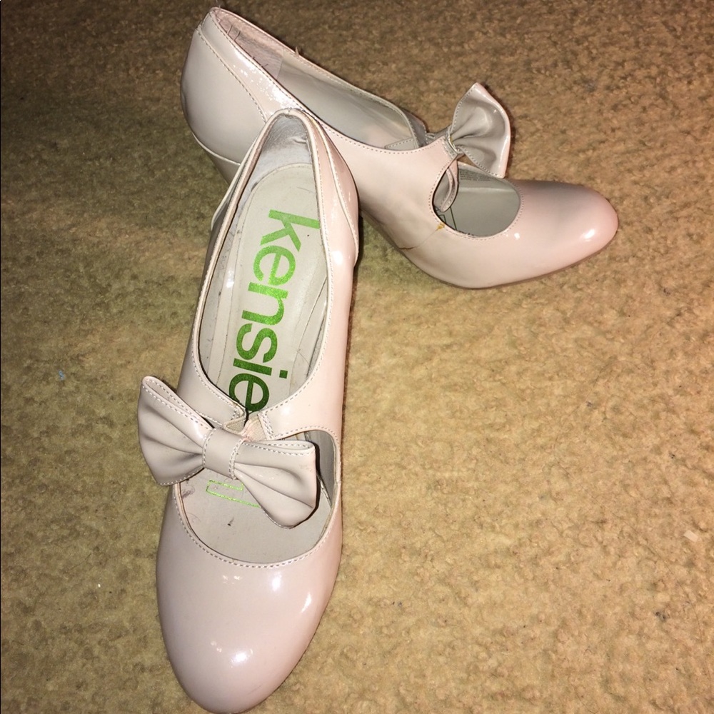 Dressy heels