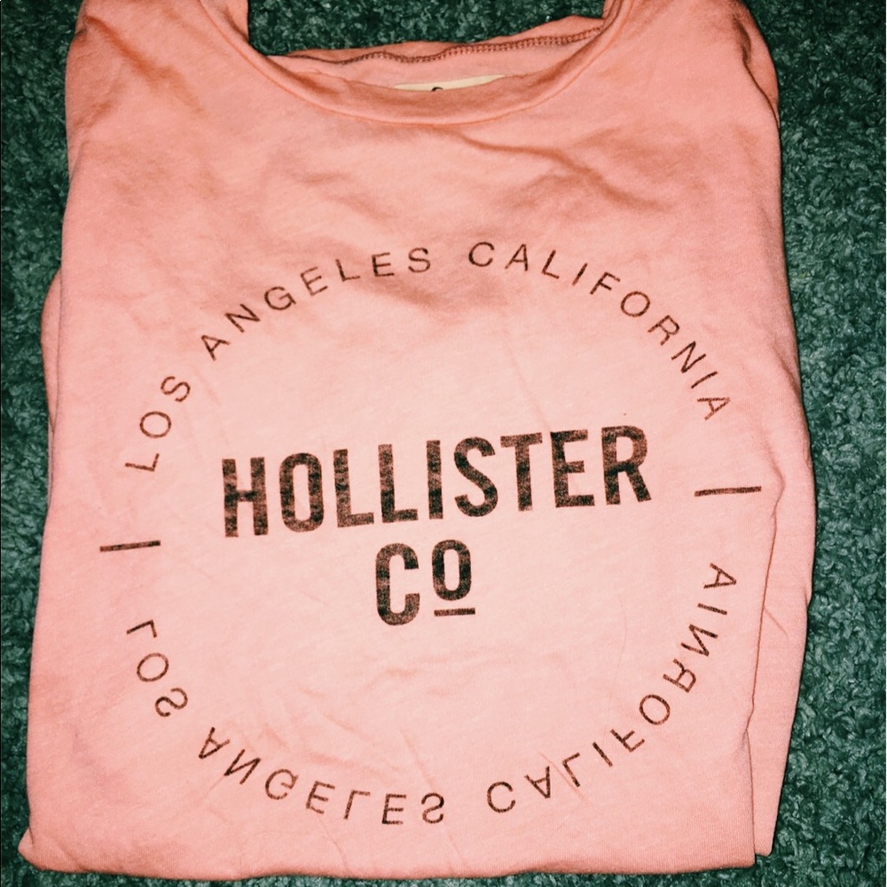 hollister comfy t-shirt ✨
