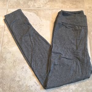 NWOT gray heathered one size LulaRoe leggings