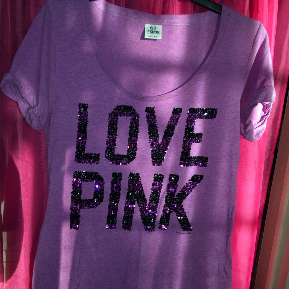 Vs pink top