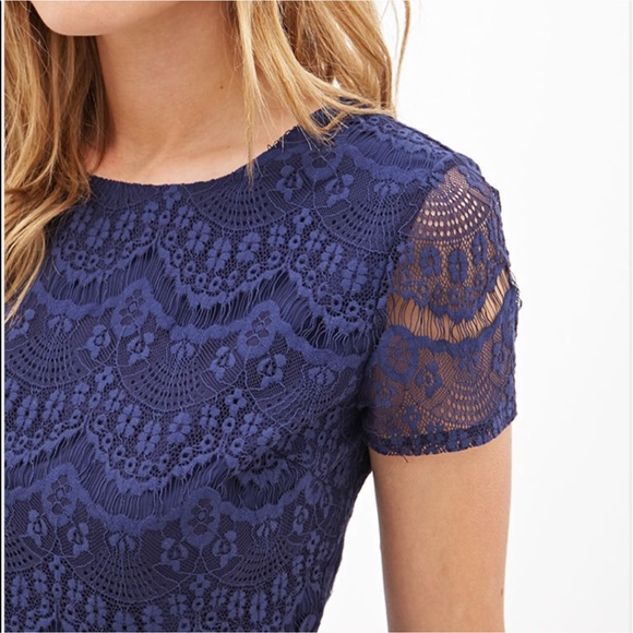 NWOT laced peplum top - Picture 3 of 4