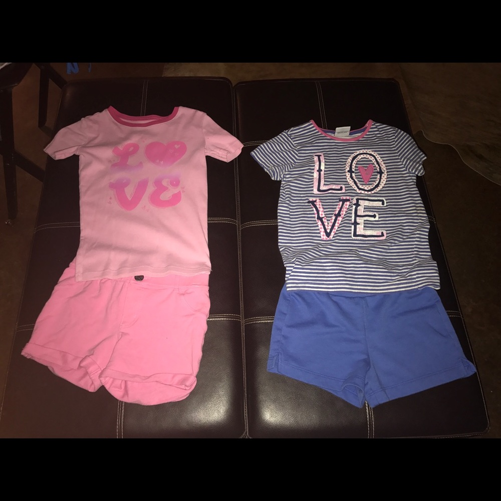 10/12 Bundle two outfits in good used condition