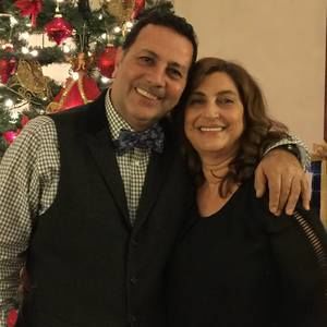 Meet your Posher, Mona