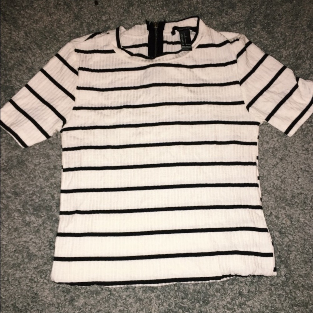 White and Black stripped comfy shirt😍