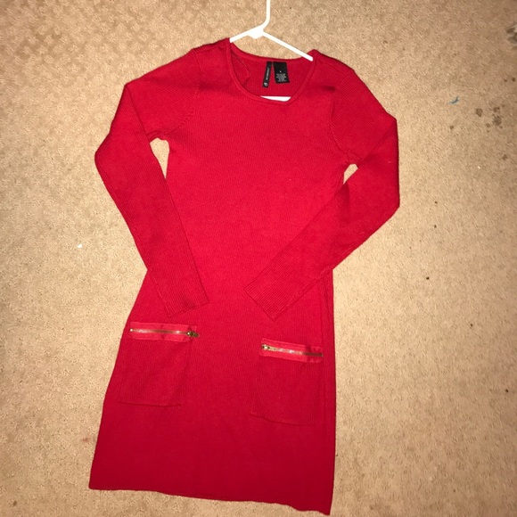 Slim fitting Red Dress with front pockets! - Picture 1 of 2