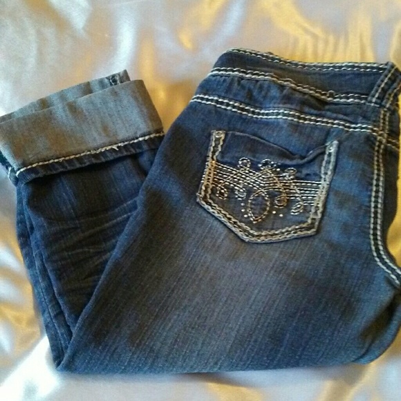 Rue 21 capris - Picture 1 of 4