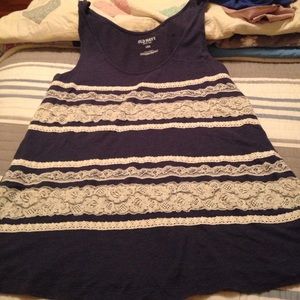 Lace designed tank top