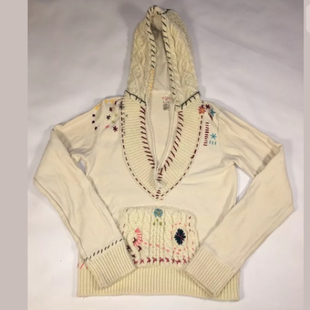 RARE🔥Free People Embroidered Sweater Hoodie