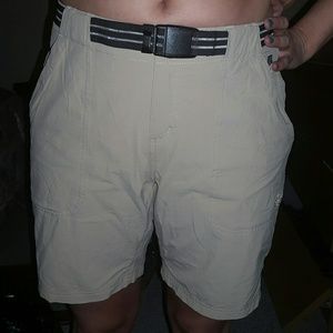 Eastern Mountain sports women's cargo hiking short