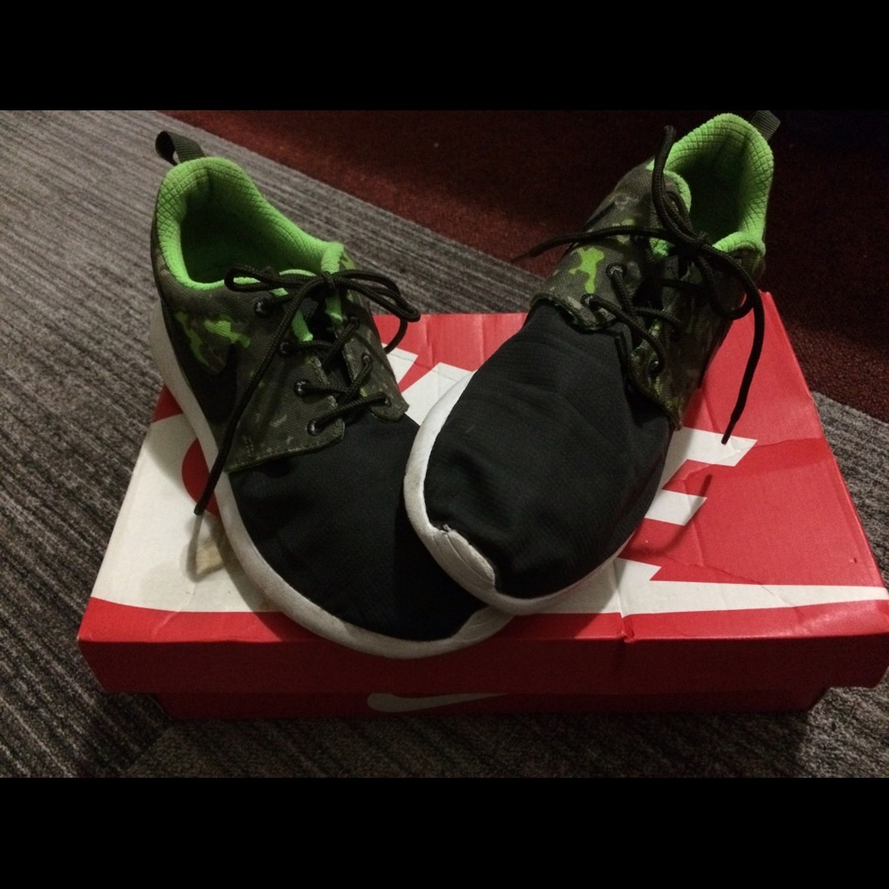 Nike Roshes