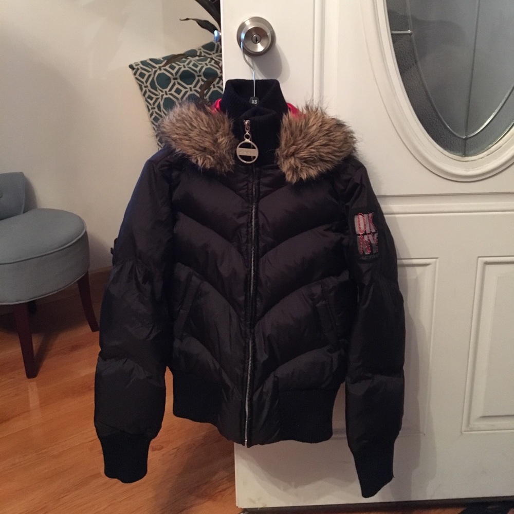 DKNY Active puffer 44% down jacket