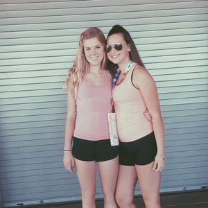 Meet your Posher, Natalie