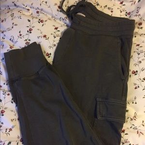 Green jogger/sweat pants with drawstring