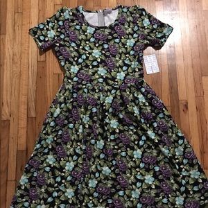 Lularoe Amelia