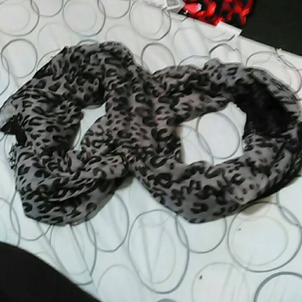 Cheetah print scarf