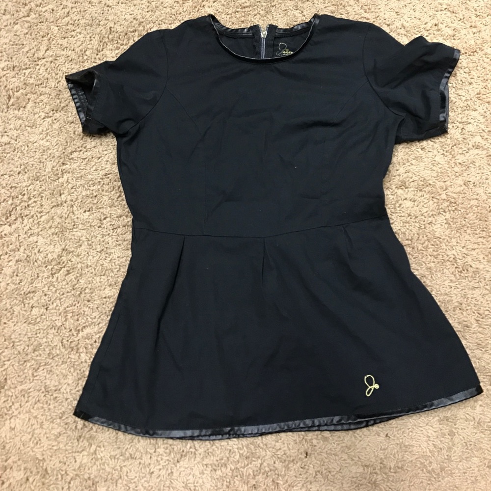Jaanuu scrub top