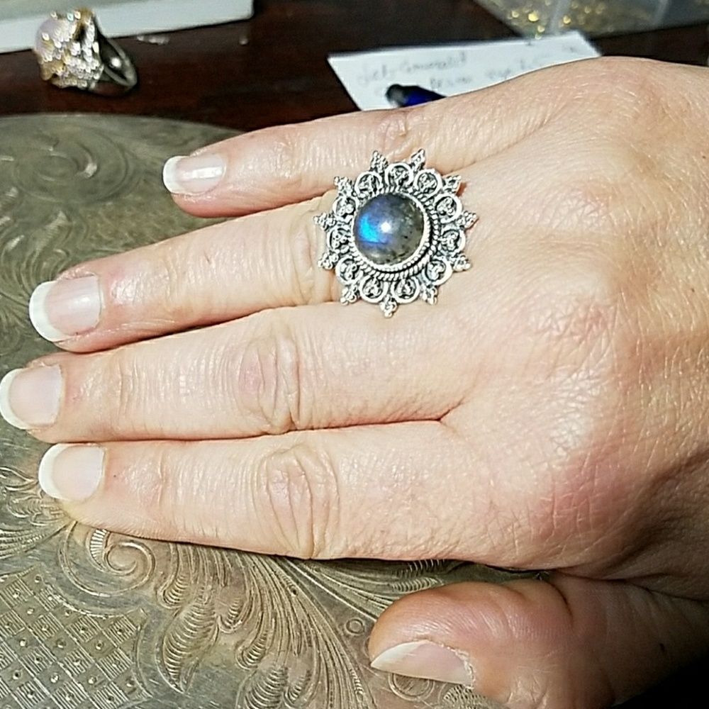Sterling silver ring size 7.5 natural  labriodite