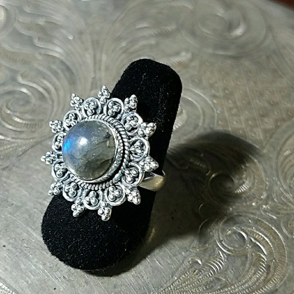 Sterling silver ring size 7.5 natural labriodite - Picture 3 of 3