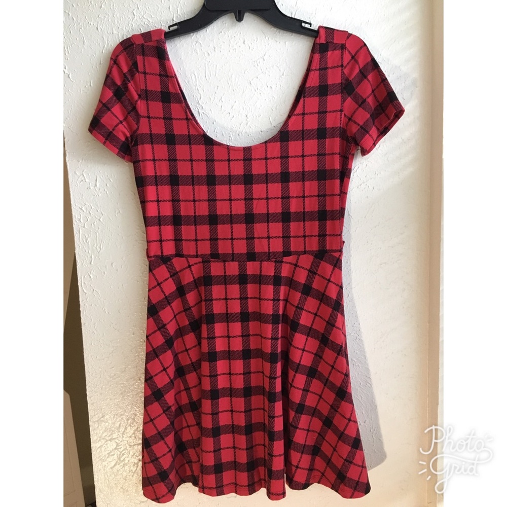 plaid dress from Forever 21 - Picture 1 of 3