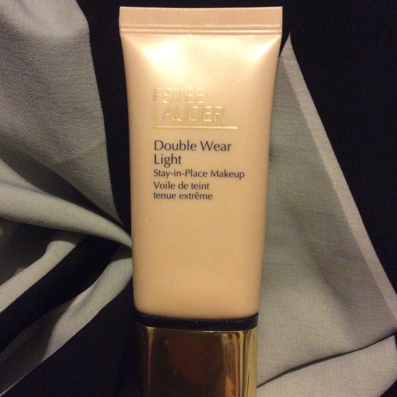 Estee Lauder Other - Estée Lauder Double Wear Light