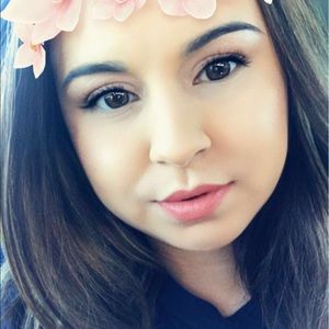 Meet your Posher, Blanca