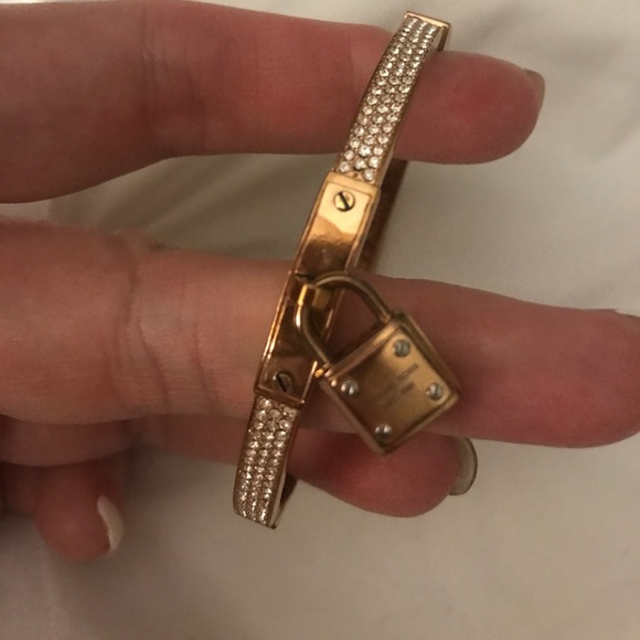 Michael Kors Bangle Rose Gold - Picture 3 of 3