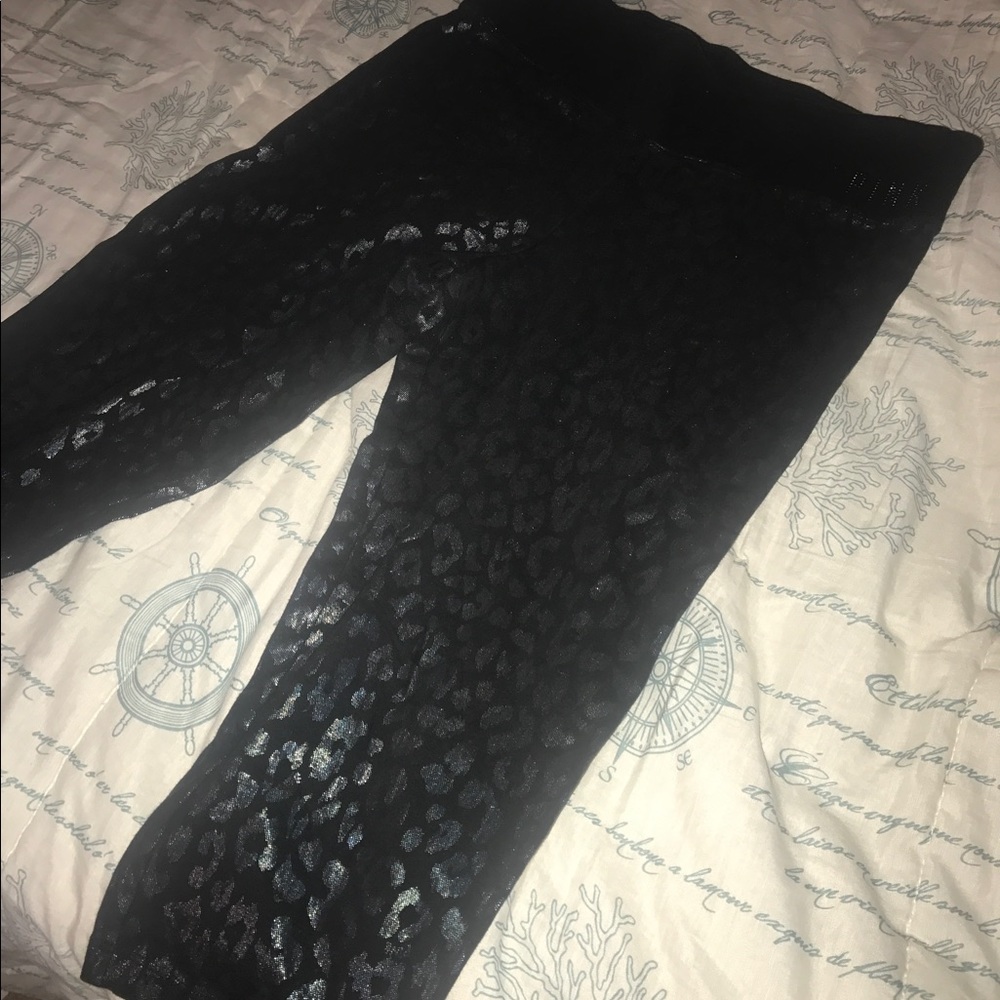 Victoria secret pink yoga Capri large