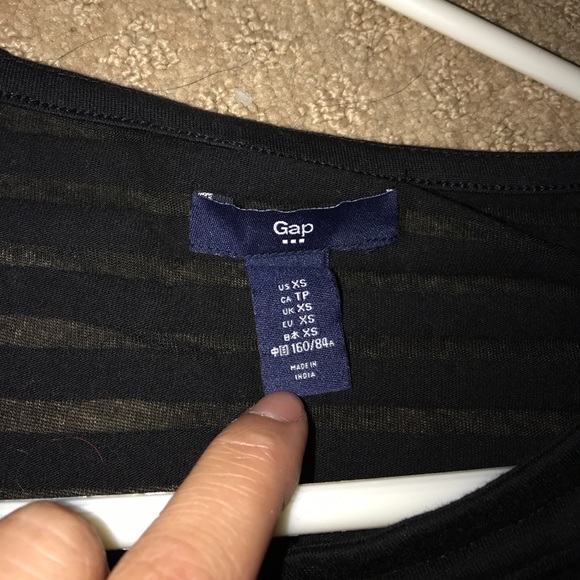 NWT Gap LongSleeve Shirt! - Picture 3 of 4