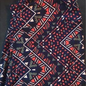 LuLaRoe BRAND NEW TC Leggings Aztec print