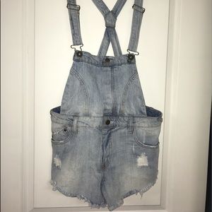 Denim overall cutoff shorts