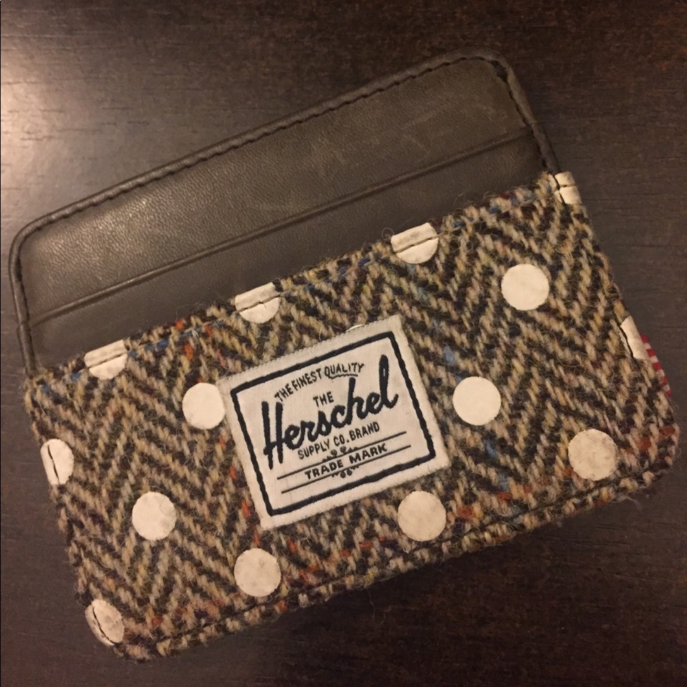 Herschel wallet