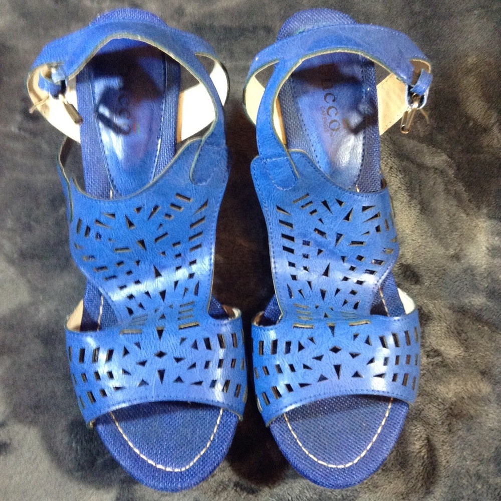 Bucco wedges
