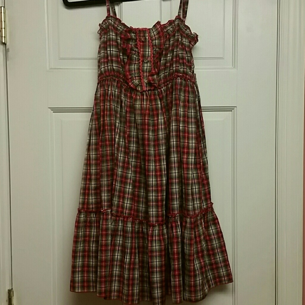 Cute flowy plaid dress