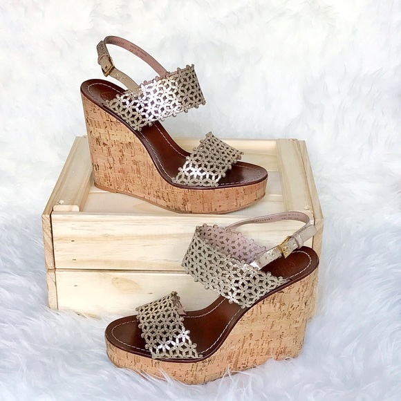tory burch daisy wedge