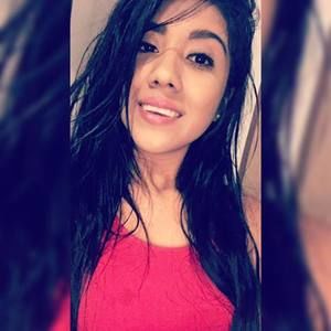 Meet your Posher, Carolina