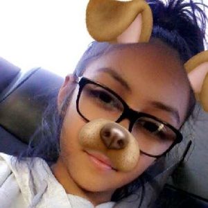 Meet your Posher, Jasmin