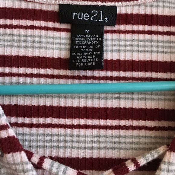 sleeveless criss-cross v-neck striped shirt - Picture 3 of 3