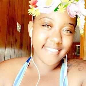 Meet your Posher, Tanaya