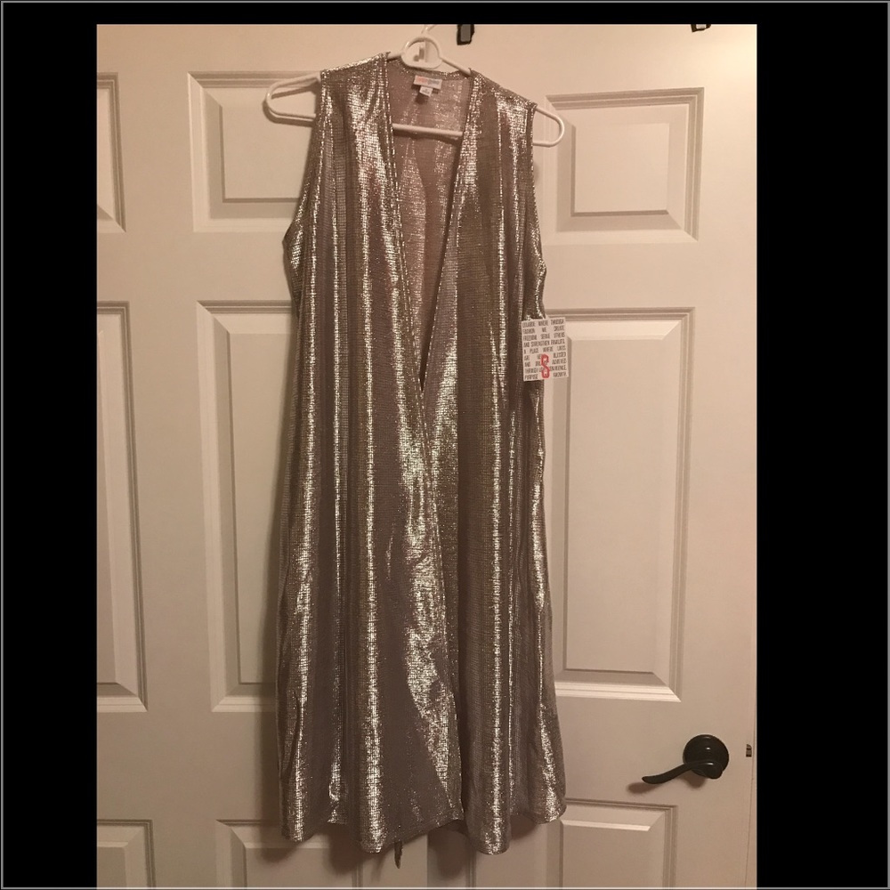Lularoe Elegant Silver Joy size Small