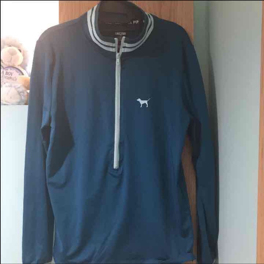 VS Pink ultimate half zip