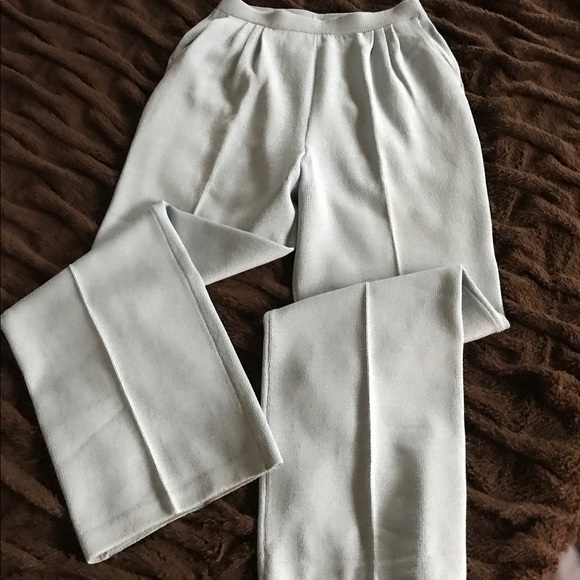 St. John Pants - St.John Knit Trouser Pants!!